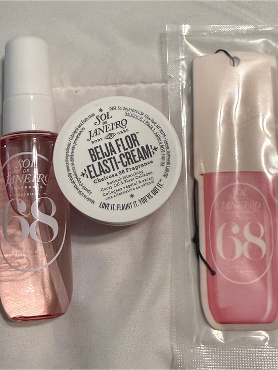 Sol de Janeiro Other - Sol de Janeiro Pink Lip & Body Set with Beija Flor Elast-Cream